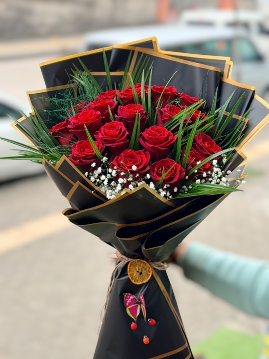 21 Kırmızı Gül Buketi